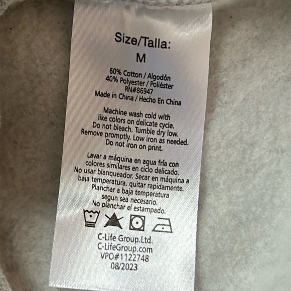 1220- Barbie Sweatshirt Junior Girl Size M NWT - Picture 5 of 7